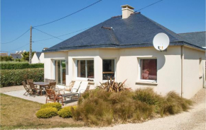 2 Bedroom Nice Home In Kerlouan